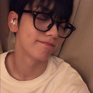 Meet your Posher, Bella